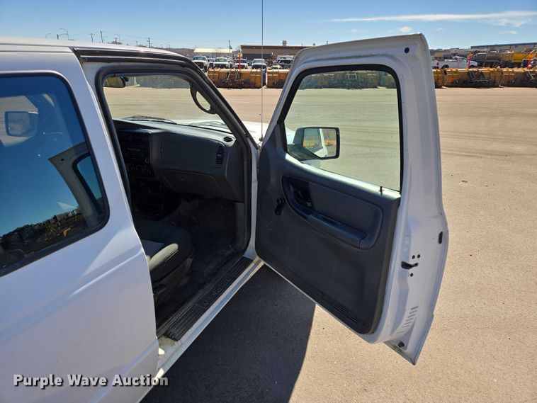 image for item ES2981 2007 Ford Ranger Ext. Cab pickup truck