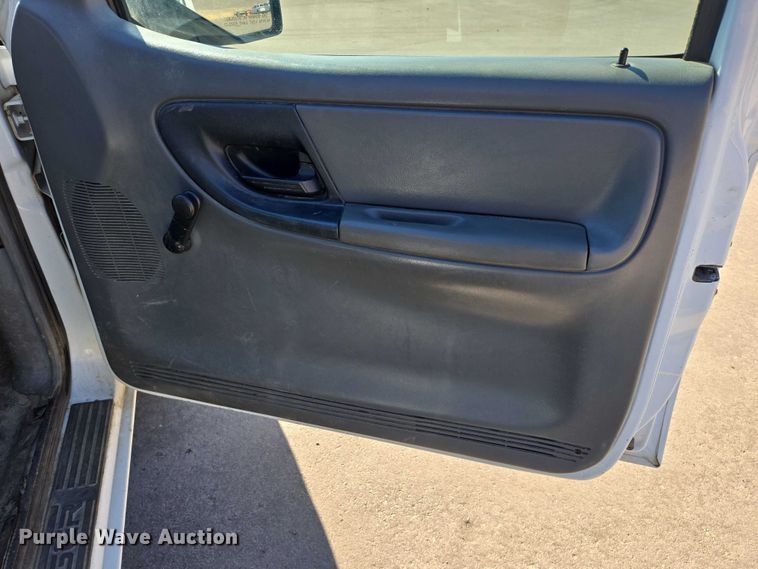 image for item ES2981 2007 Ford Ranger Ext. Cab pickup truck