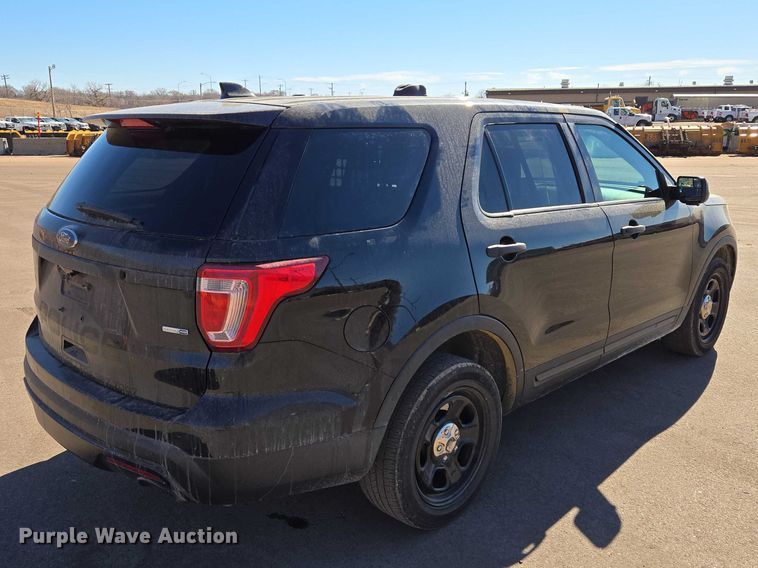 image for item ES2983 2016 Ford Explorer Police Interceptor SUV