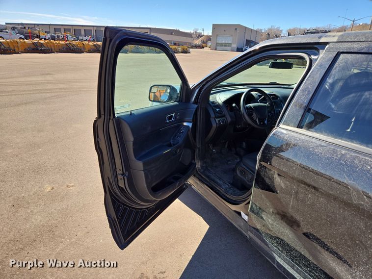 image for item ES2983 2016 Ford Explorer Police Interceptor SUV