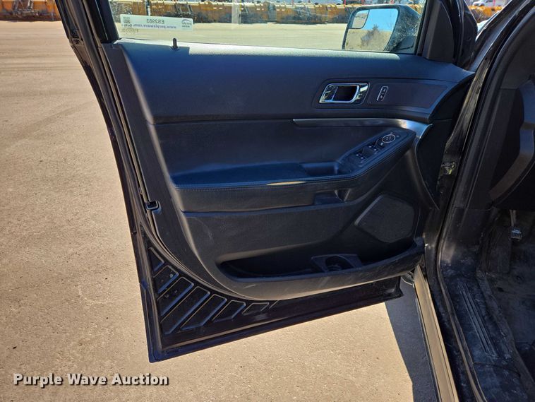 image for item ES2983 2016 Ford Explorer Police Interceptor SUV