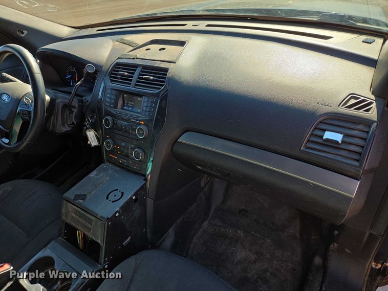 image for item ES2983 2016 Ford Explorer Police Interceptor SUV