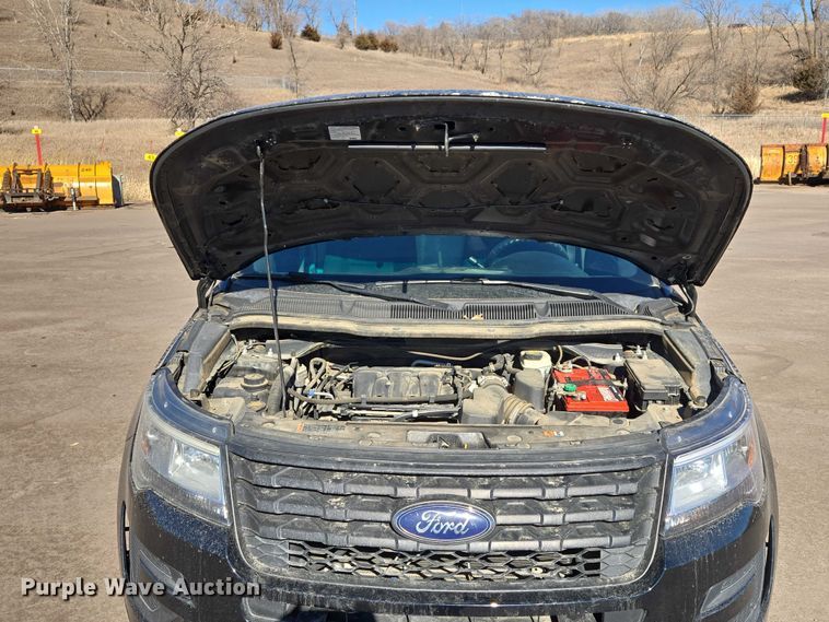 image for item ES2983 2016 Ford Explorer Police Interceptor SUV