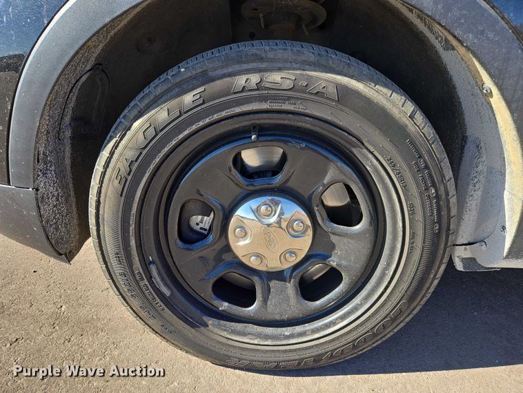 image for item ES2983 2016 Ford Explorer Police Interceptor SUV