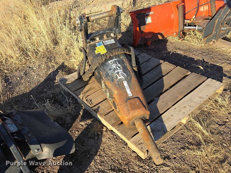 image for item ES2986 Caterpillar H65S breaker