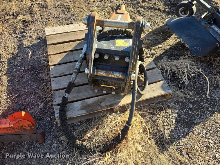 image for item ES2986 Caterpillar H65S breaker