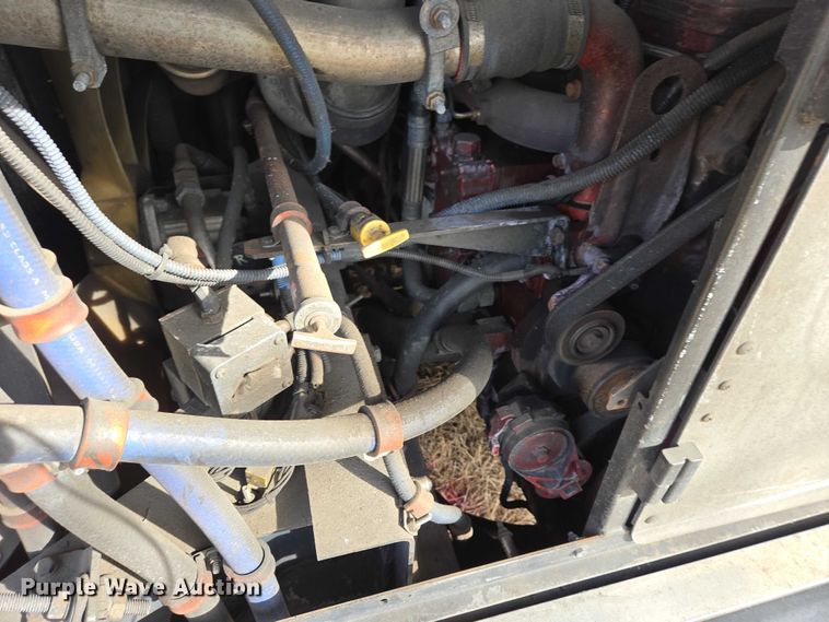 image for item ES2988 2009 Gillig shuttle bus