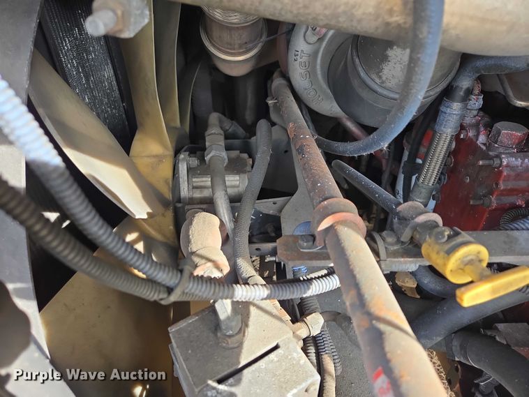 image for item ES2988 2009 Gillig shuttle bus