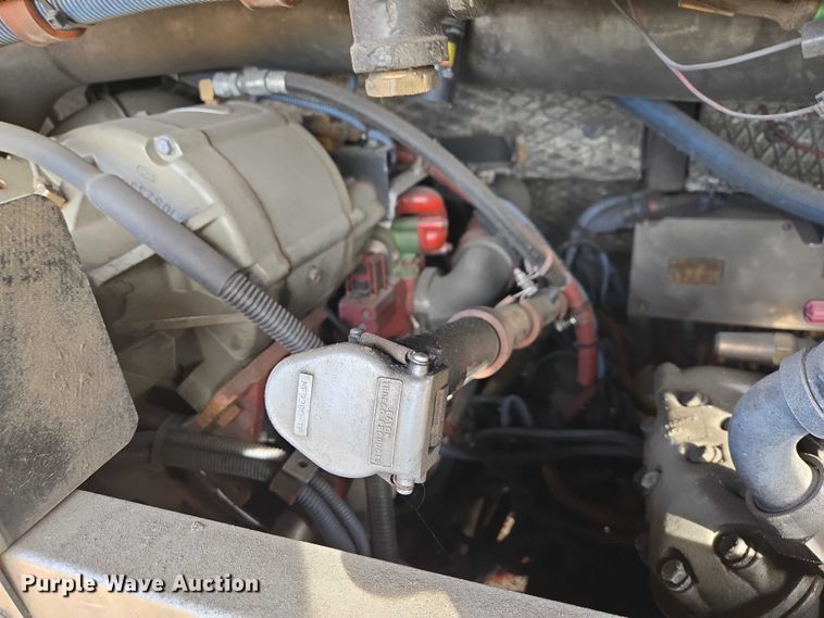 image for item ES2988 2009 Gillig shuttle bus