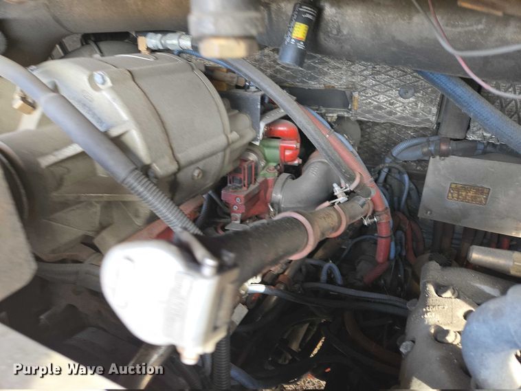 image for item ES2988 2009 Gillig shuttle bus