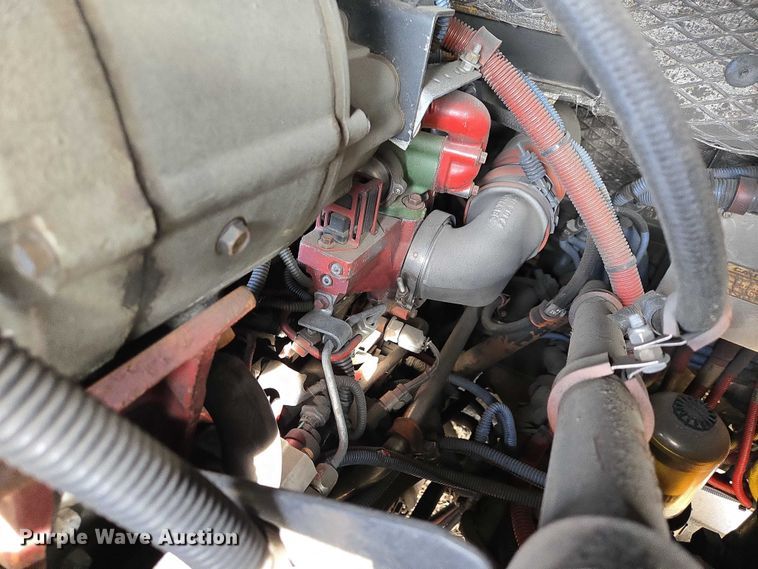 image for item ES2988 2009 Gillig shuttle bus