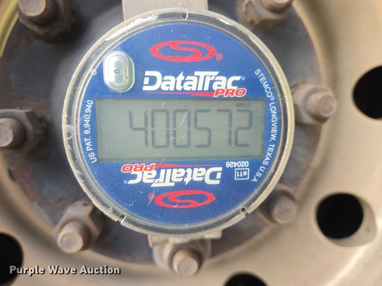 image for item ES2988 2009 Gillig shuttle bus