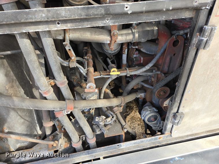 image for item ES2989 2009 Gillig shuttle bus