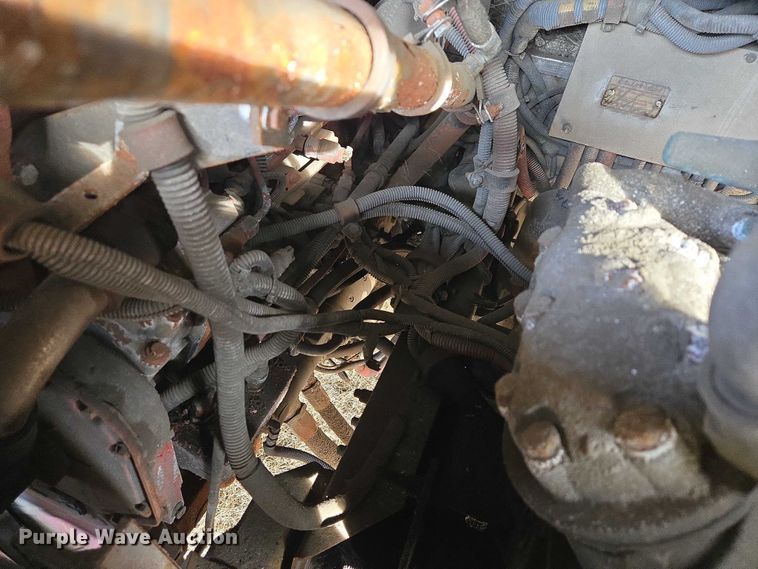 image for item ES2989 2009 Gillig shuttle bus