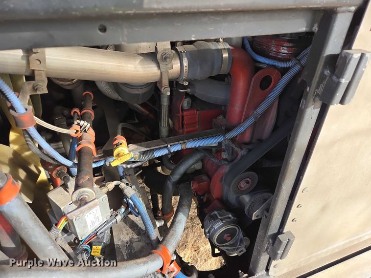 image for item ES2990 2009 Gillig shuttle bus