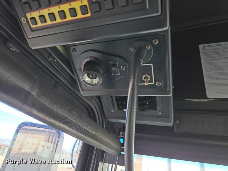 image for item ES2991 2009 Gillig shuttle bus