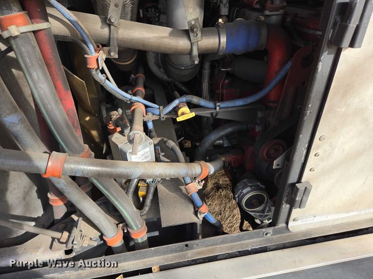 image for item ES2991 2009 Gillig shuttle bus