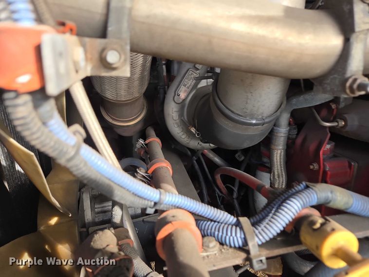 image for item ES2991 2009 Gillig shuttle bus