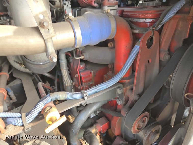 image for item ES2991 2009 Gillig shuttle bus