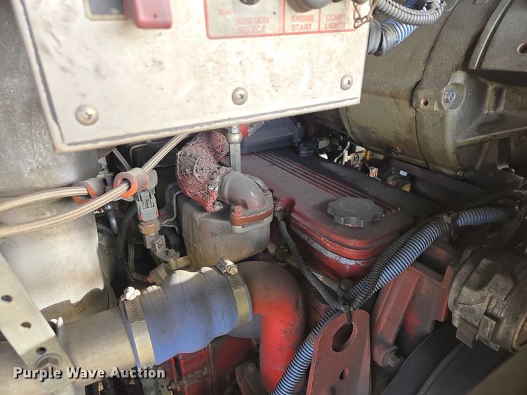 image for item ES2991 2009 Gillig shuttle bus