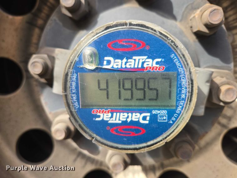 image for item ES2991 2009 Gillig shuttle bus