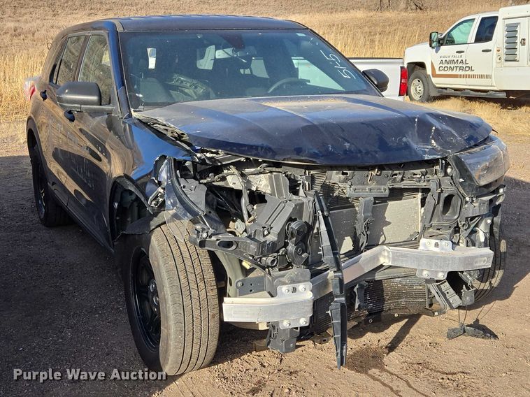 image for item ES2992 2020 Ford Explorer Police Interceptor SUV