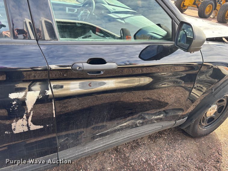 image for item ES2992 2020 Ford Explorer Police Interceptor SUV