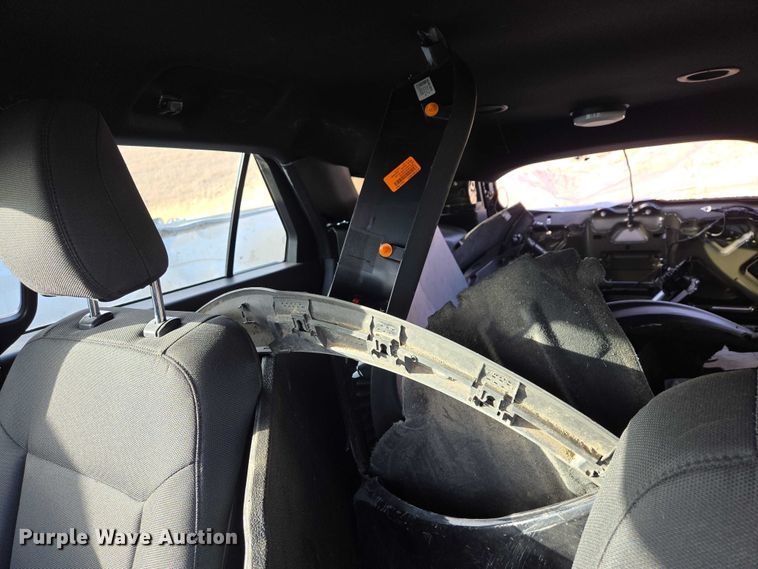 image for item ES2992 2020 Ford Explorer Police Interceptor SUV