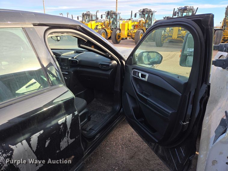 image for item ES2992 2020 Ford Explorer Police Interceptor SUV