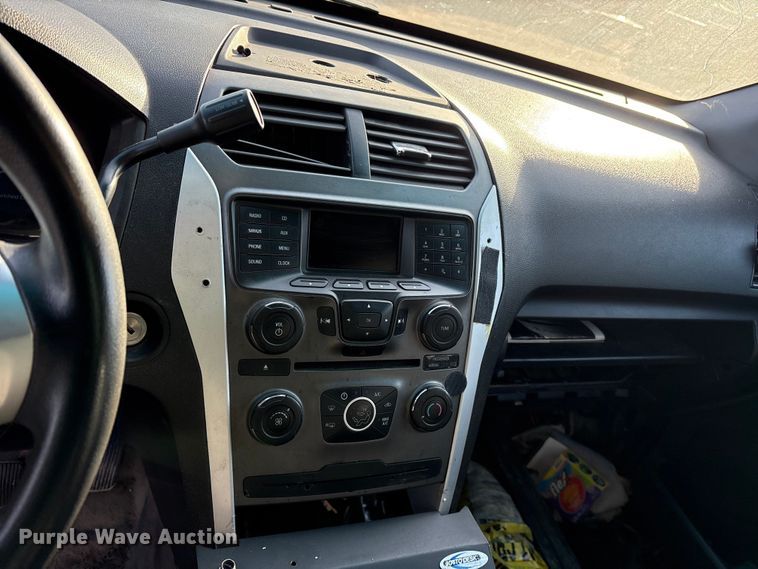 image for item ES8699 2014 Ford Explorer Police Interceptor SUV