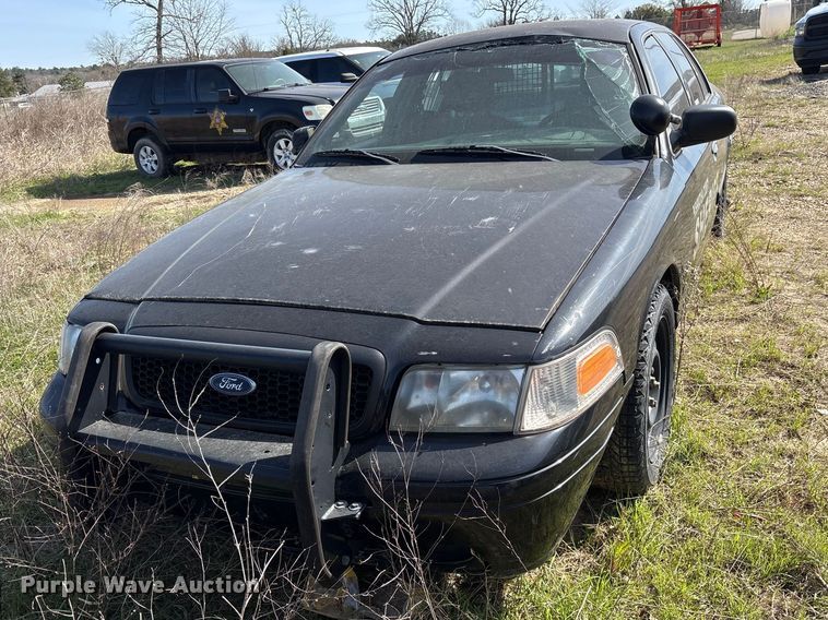 image for item ES8700 2009 Ford Crown Victoria Police Interceptor 