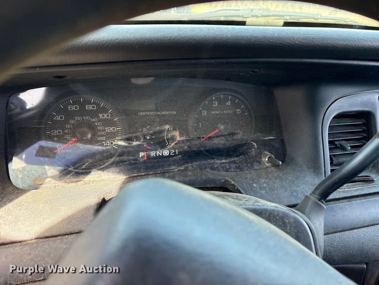 image for item ES8700 2009 Ford Crown Victoria Police Interceptor 