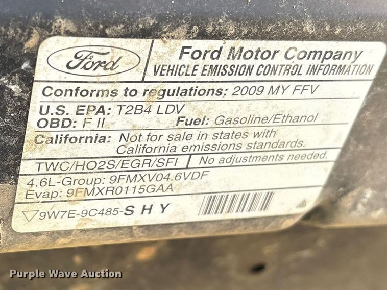 image for item ES8700 2009 Ford Crown Victoria Police Interceptor 