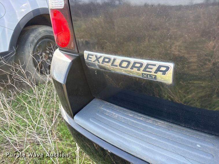 image for item ES8702 2008 Ford Explorer Police Interceptor SUV