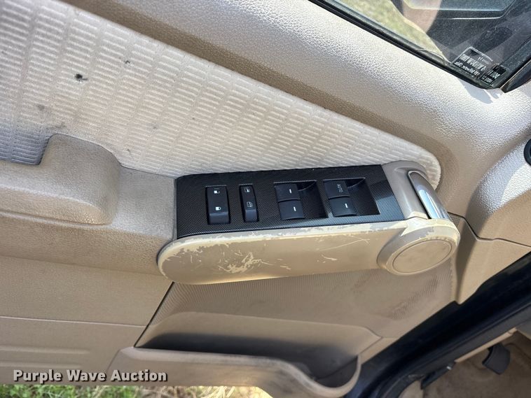 image for item ES8702 2008 Ford Explorer Police Interceptor SUV