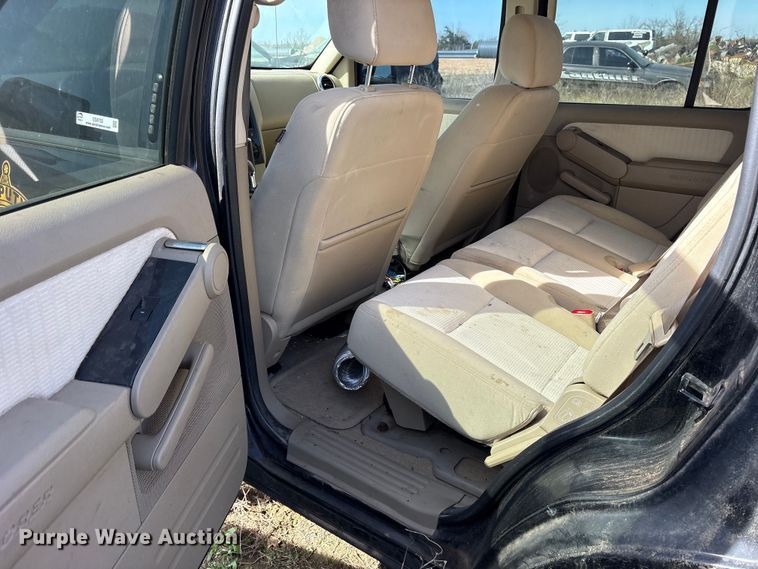 image for item ES8702 2008 Ford Explorer Police Interceptor SUV