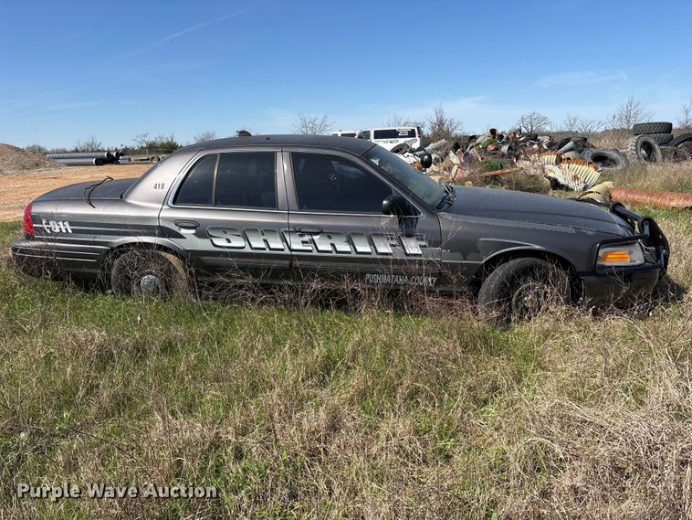 image for item ES8703 2010 Ford Crown Victoria Police Interceptor 