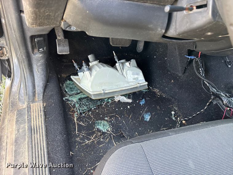 image for item ES8703 2010 Ford Crown Victoria Police Interceptor 