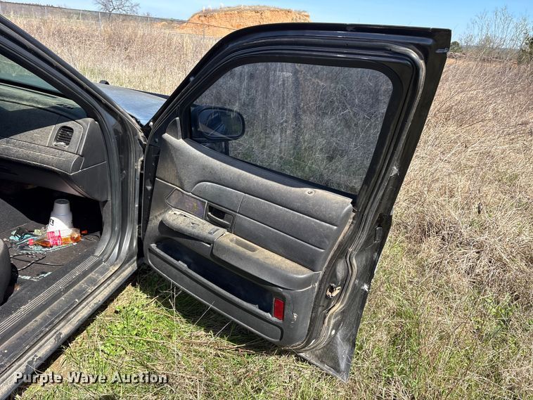 image for item ES8703 2010 Ford Crown Victoria Police Interceptor 