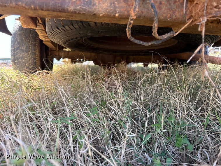 image for item ES8704 2002 Dodge Ram Wagon B3500 van