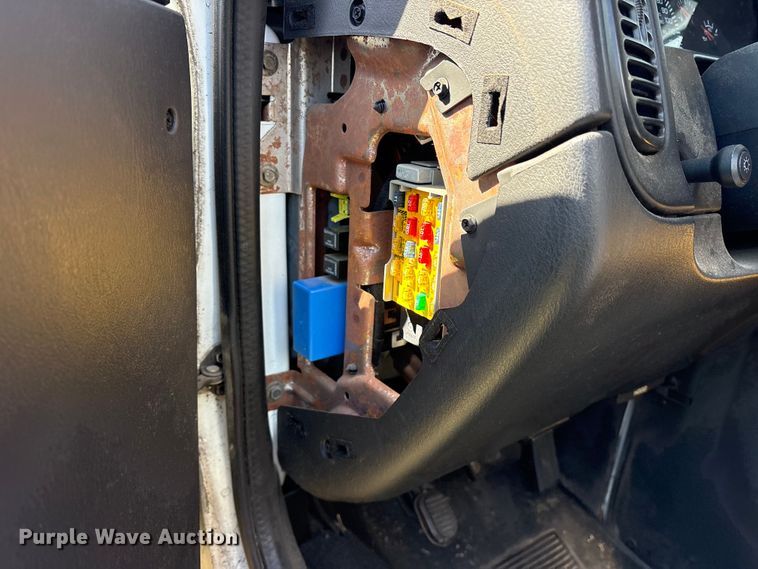 image for item ES8704 2002 Dodge Ram Wagon B3500 van