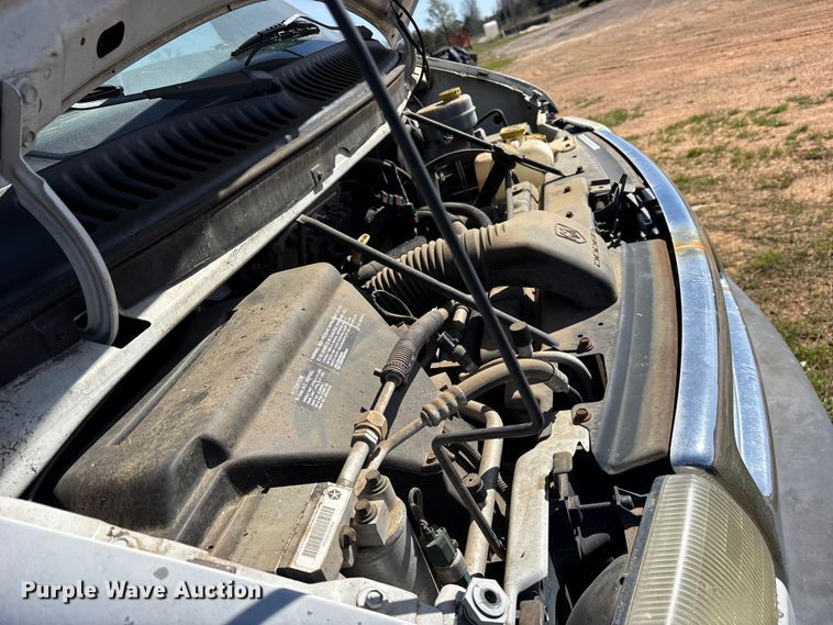 image for item ES8704 2002 Dodge Ram Wagon B3500 van