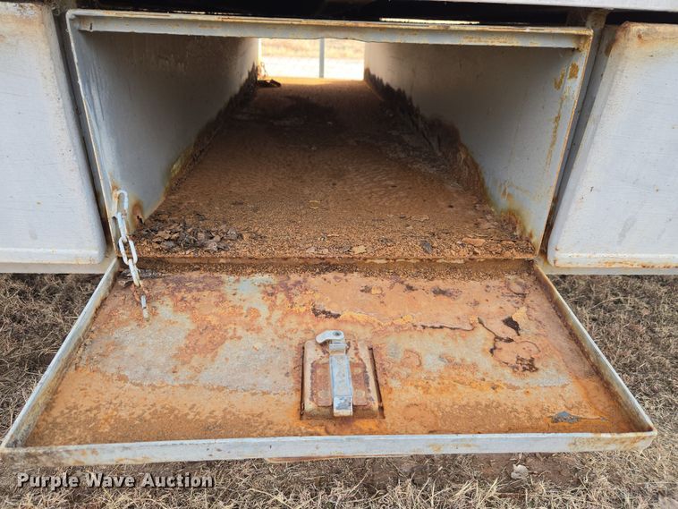 image for item ET1290 1994 Great Dane Trailers, INC dry van office trailer