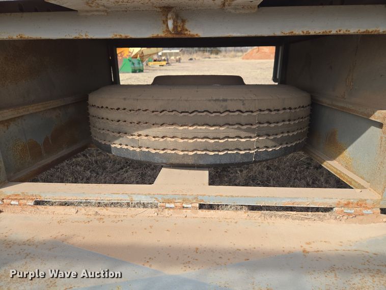 image for item ET1290 1994 Great Dane Trailers, INC dry van office trailer