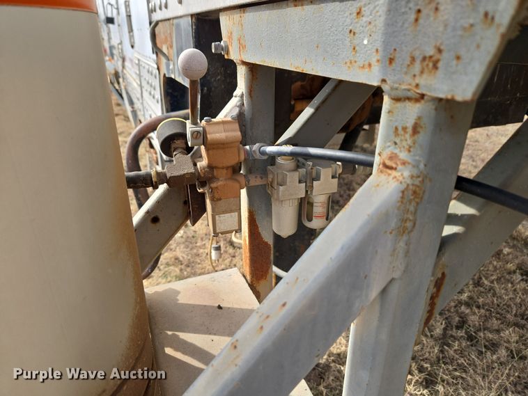 image for item ET1290 1994 Great Dane Trailers, INC dry van office trailer