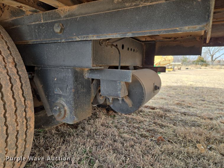 image for item ET1290 1994 Great Dane Trailers, INC dry van office trailer