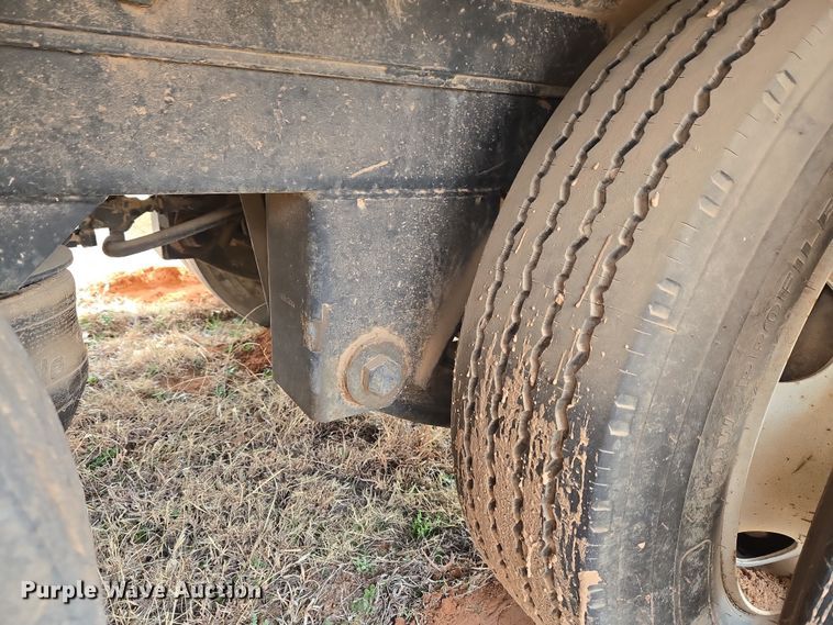 image for item ET1290 1994 Great Dane Trailers, INC dry van office trailer