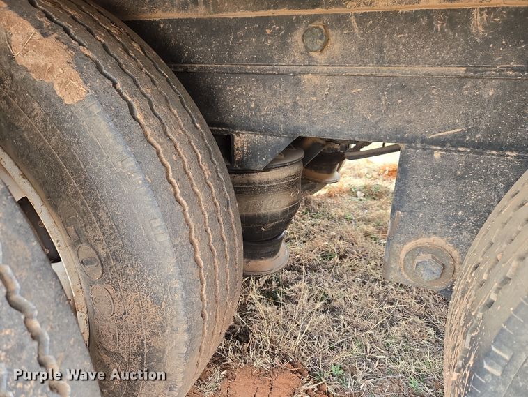 image for item ET1290 1994 Great Dane Trailers, INC dry van office trailer