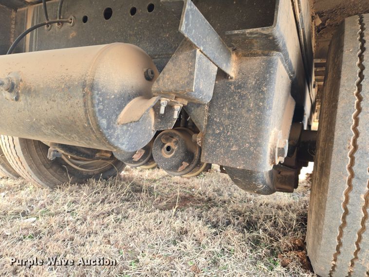 image for item ET1290 1994 Great Dane Trailers, INC dry van office trailer