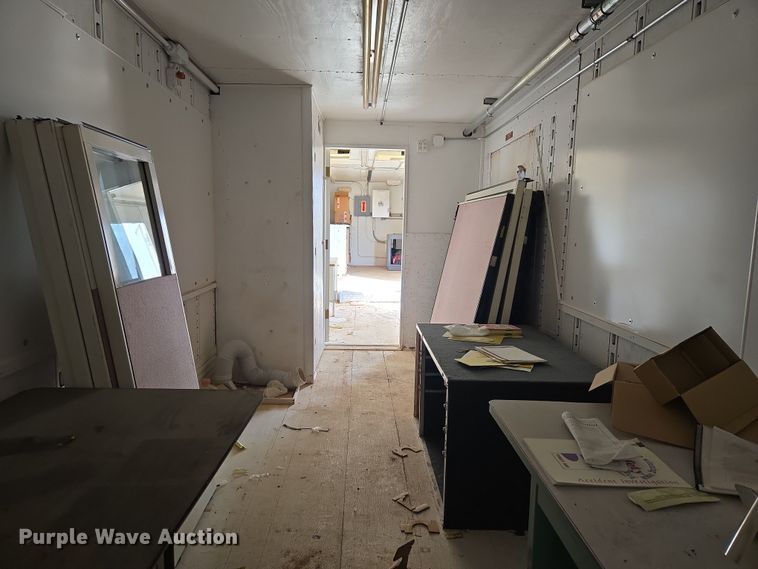 image for item ET1290 1994 Great Dane Trailers, INC dry van office trailer